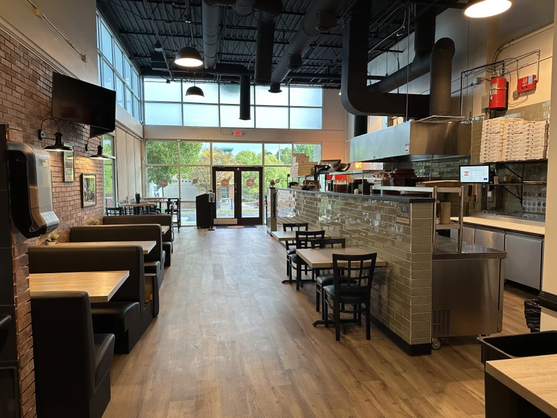 Ah-Beetz Pizza Shop - Photo 12