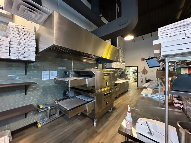 Ah-Beetz Pizza Shop - Photo 14