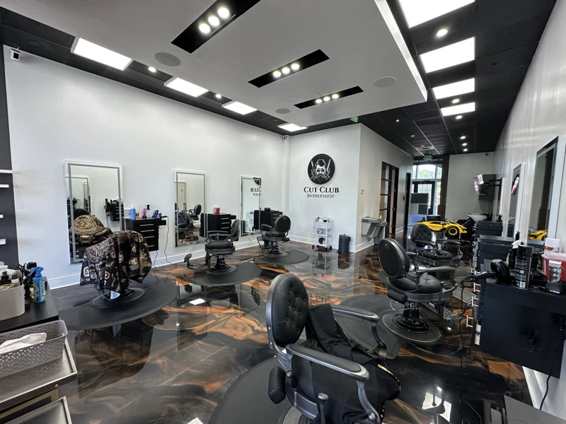 Cut Club Barbershop - Photo 10