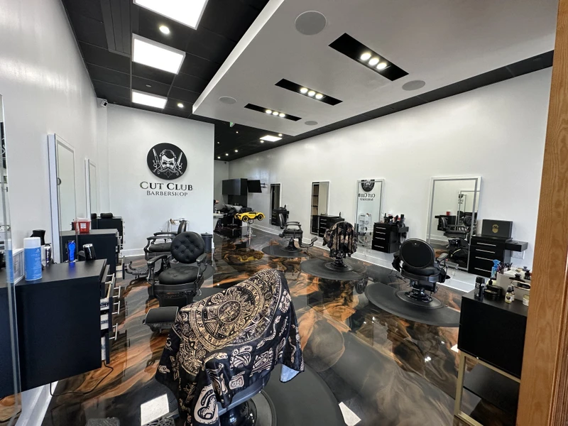 Cut Club Barbershop - Photo 11